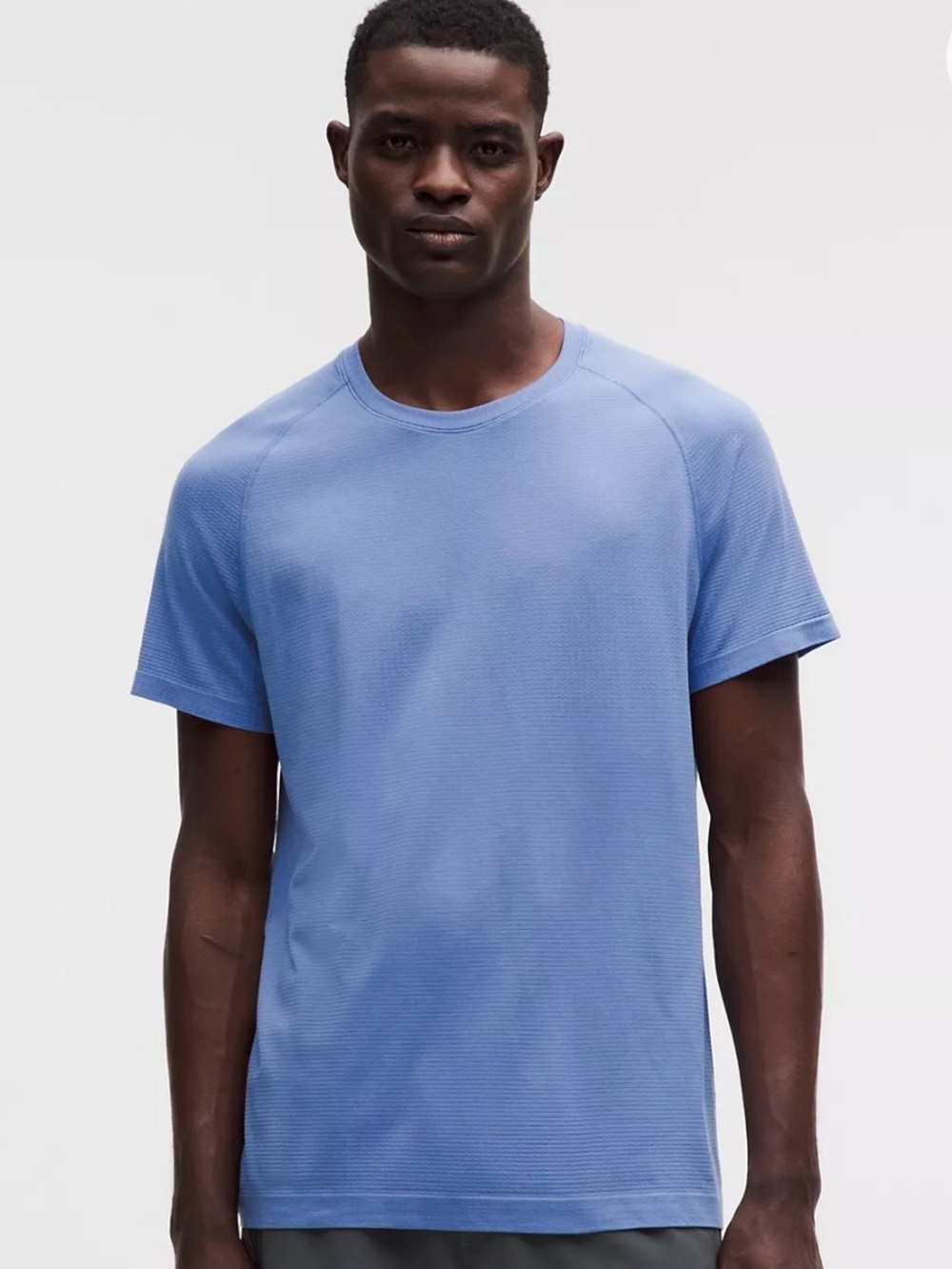 lululemon athletica Men’s Short Sleeve Athletic Tee - Blue